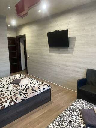 Гостевой дом Панда Иркутск Номер стандарт с 2 односпальными кроватями-3